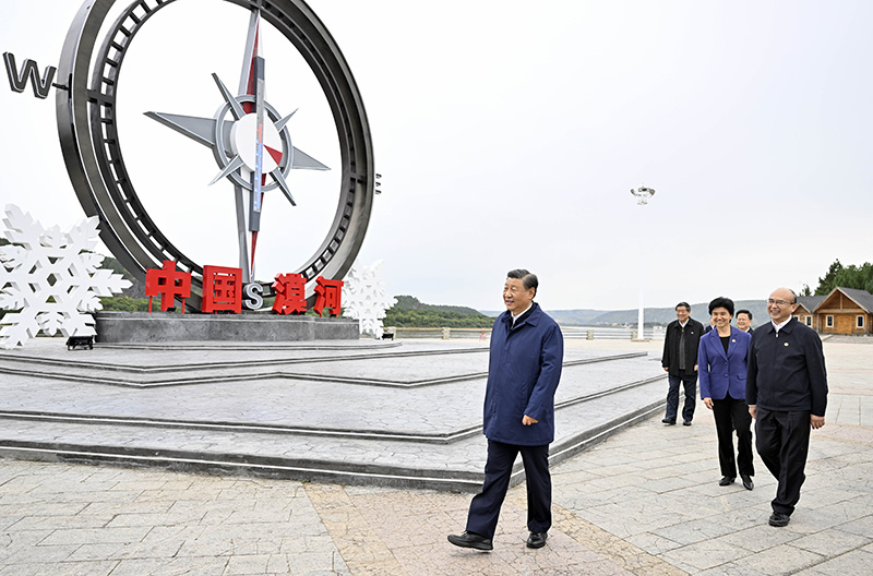 9月6日至8日，中共中央總書記、國家主席、中央軍委主席習(xí)近平在黑龍江考察。這是6日下午，習(xí)近平在大興安嶺地區(qū)漠河市北極村考察。